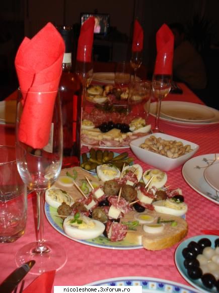 mai pun si eu cite ceva... cum  si ce sa mancam fara sa ne ingrasam?!